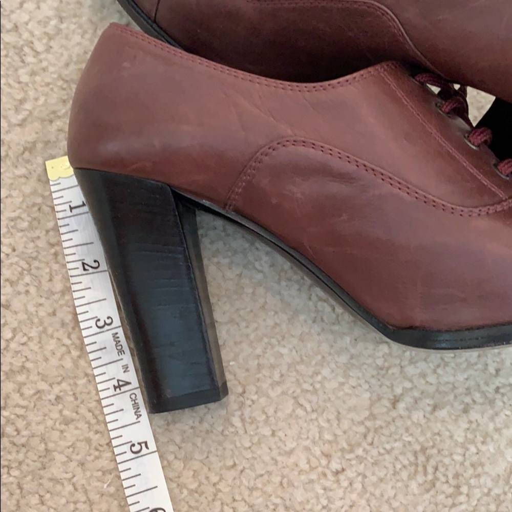 Marc Jacobs Lace-Up Oxford Pumps Size 8 Burgundy - Picture 6 of 7